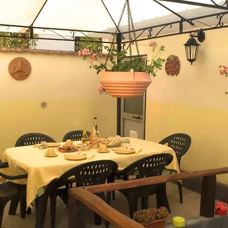 Bed & Breakfast I Colori Del Sole Fiumefreddo di Sicilia